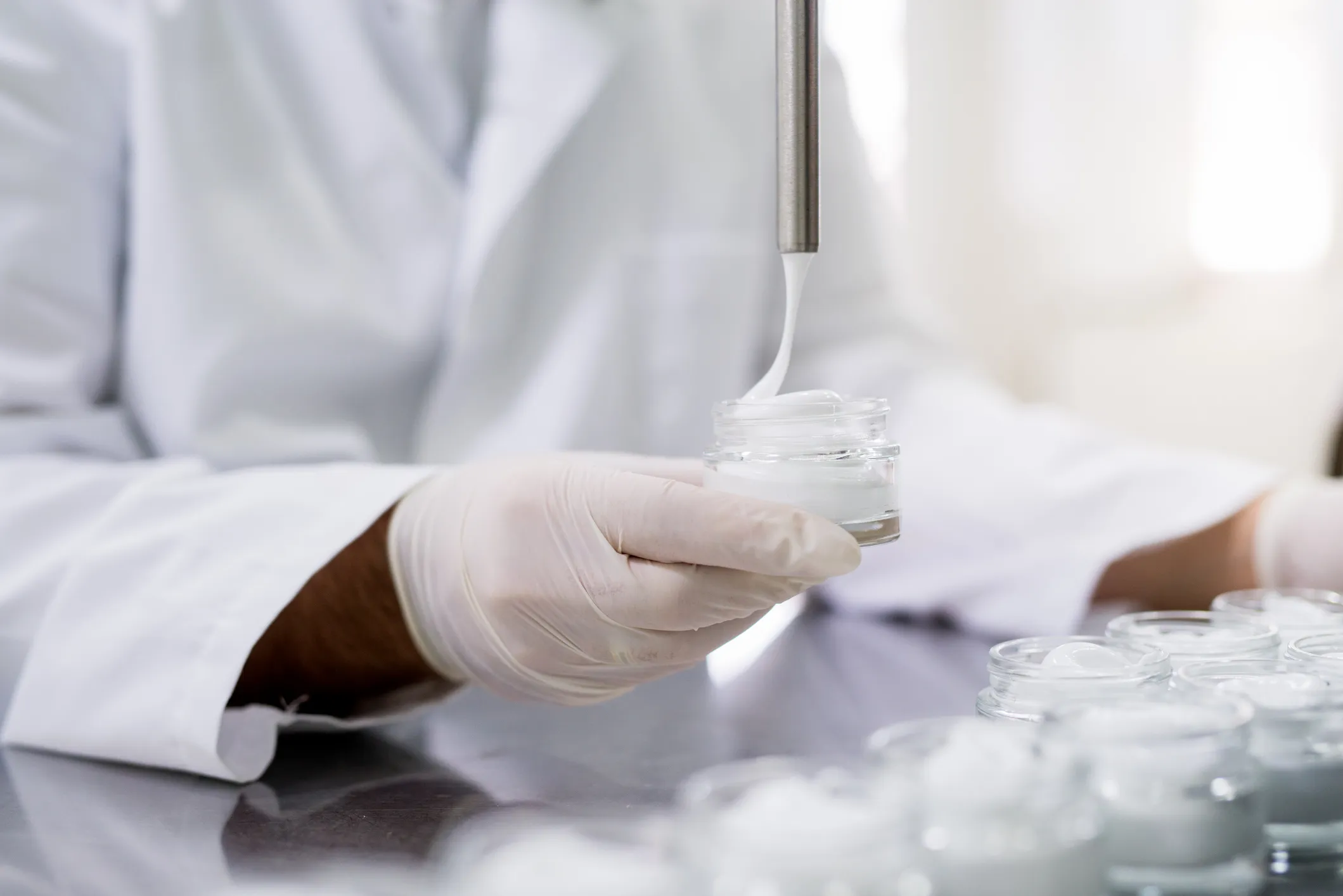 Abfüllung einer kosmetischen Creme